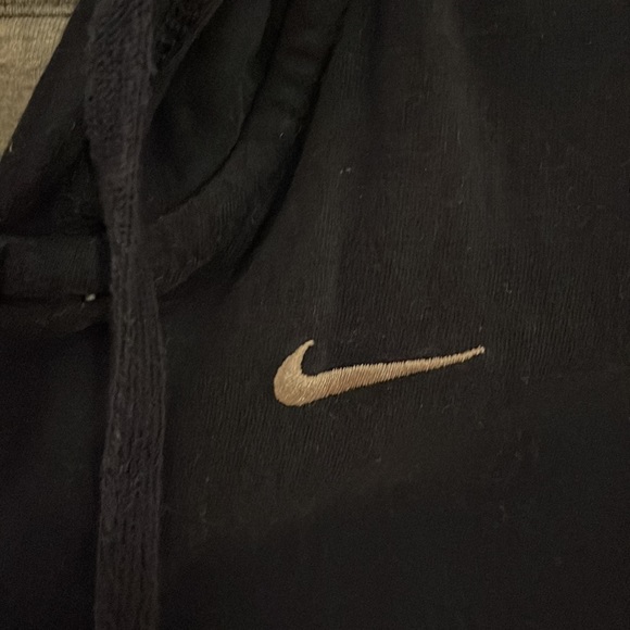Nike hooded zip up sweatshirt - Picture 3 of 5